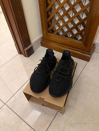 Adidas Yeez Boost 350V2  Black/Red