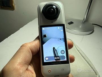 Insta 360 X5 Bianco
