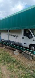camper mc Louis 2005