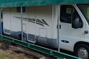 camper mc Louis 2005