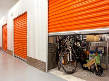 Box garage magazzino laboratorio sala studio ecc