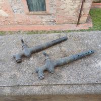 Coppia di rubinetti per botti da vino