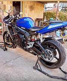 R6 2005