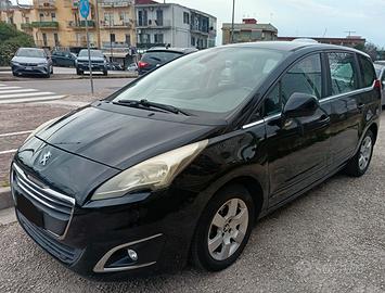 Peugeot 5008 1.6 hdi 7 POSTI