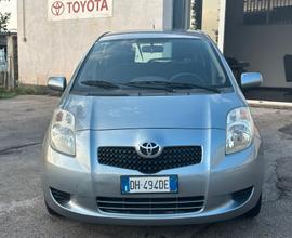 Toyota Yaris 1.0 5 porte Sol UN PROPRIETARIO