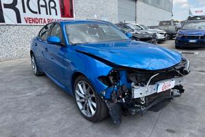 Alfa Romeo Giulia 2.2 Turbodiesel 210 CV AT8 AWD Q