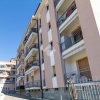 3 LOCALI A LUSERNA SAN GIOVANNI