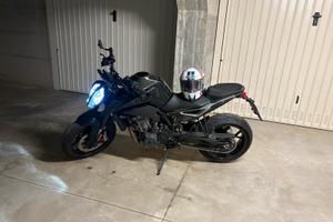 KTM duke 790 105cv