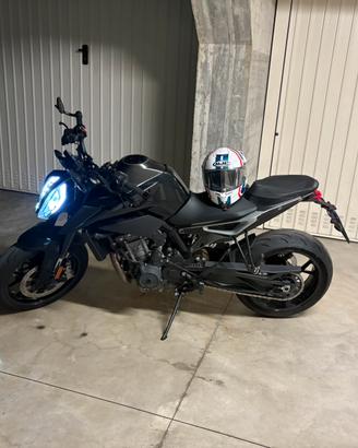 KTM duke 790 105cv