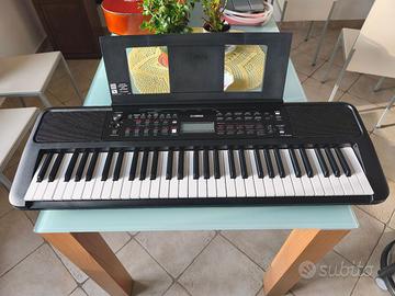 Tastiera digitale yamaha PS -E383 portatile