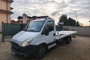 CARROATTREZZI IVECO DAILY METANO PATENTE B COME NU
