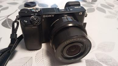 Sony A6000 24MP + Obiettivi (16-50 e 28-70)