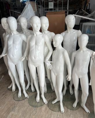 Manichini per bambini