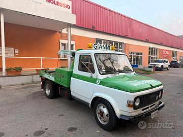 Fiat 616 Carroattrezzi perfettamente funzionante