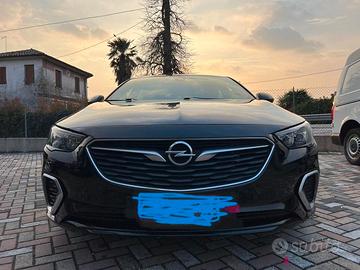 Opel Insignia GSi 2.0 BiTurbo CDTI 4x4 Automatica