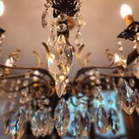 LAMPADARIO 10 LUCI CON PENDENTI  IN CRISTALLO 