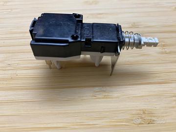 Power switch per monitor Commodore e Philips