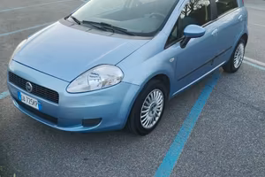 GRANDE PUNTO 1.4   77CV