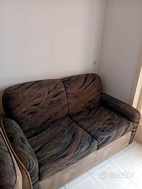 Divani 2 + 3 posti + 2 poltrone