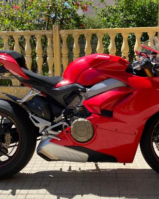 ducati panigale v4s 2018