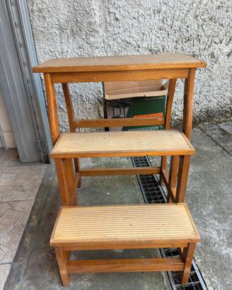 sgabello-scaletta pieghevole in legno