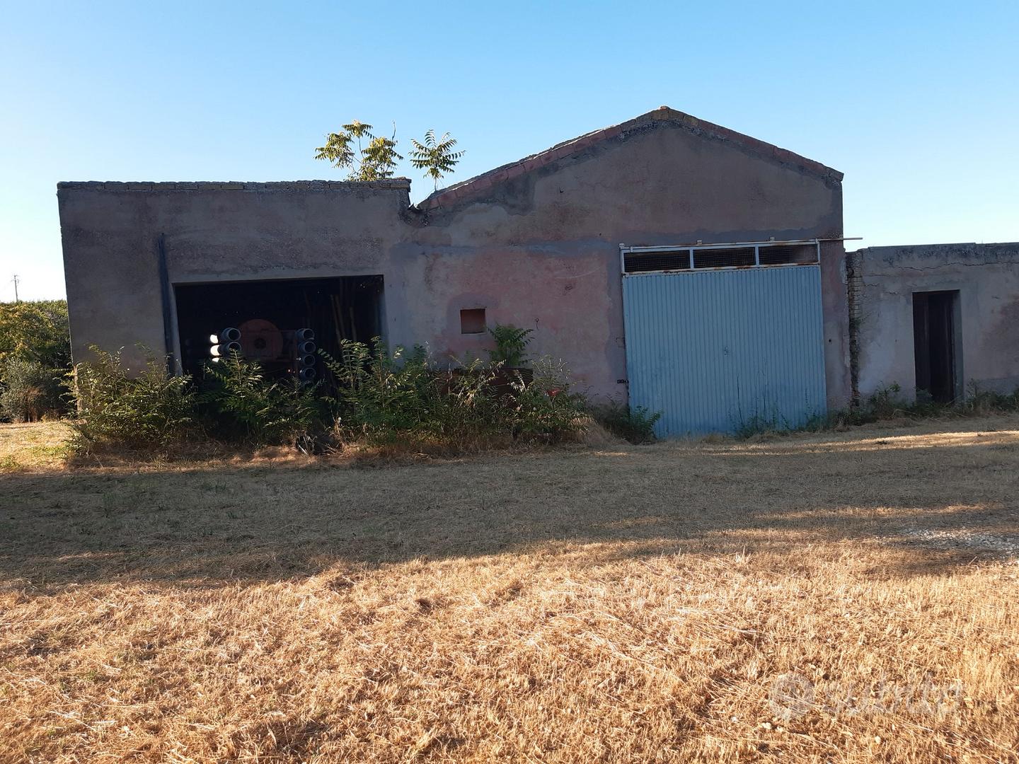 Antica cascina agricola da ristrutturare - Vista 3