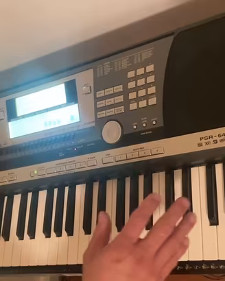Tastiera yamaha psr  640