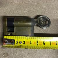 Cilindro mono serratura ISEO da 4,5 cm