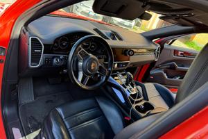 PORSHE   CAYENNE E-HYBRID 3.0