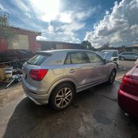 Audi q2 per pezzi o per ripristino