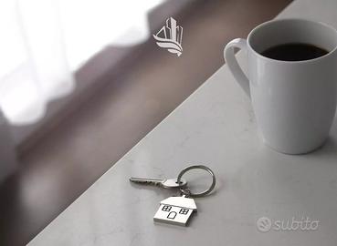 Bolzano: luminoso quadrilocale con ampia terrazza