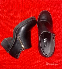 Stivali bassi con il tacco