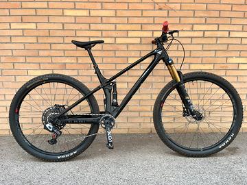 mtb yt izzo core 2 custom taglia M