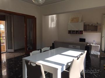 Camere per studentesse in zona centrale