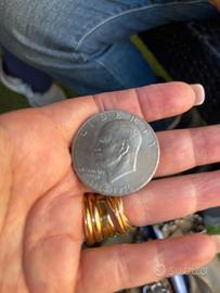 Un dollaro americano