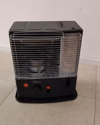 Stufa a combustibile liquido qlima modello: R4224S