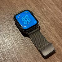 Apple Watch 4 + Cinturino Milanese