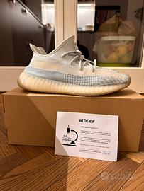 Yeezy boost 350 V2 cloud white (non reflective) 43