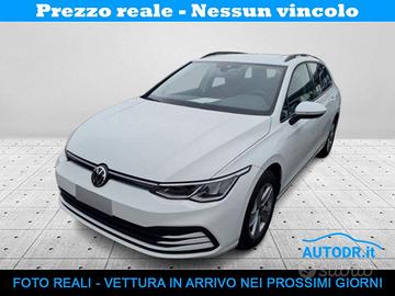 VOLKSWAGEN Golf Variant 2.0 TDI Life DSG Fari LE