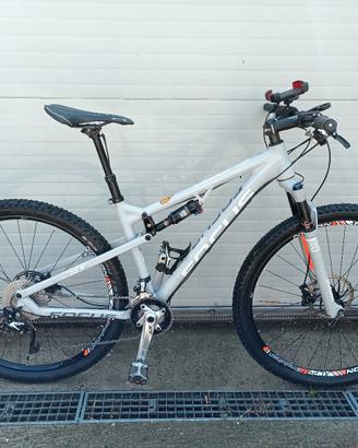 mtb focus super bud 29