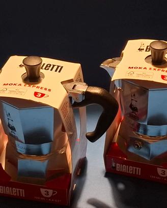 2 Bialetti moka express 3 Tazze 130 ml. (Nuove).