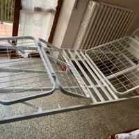 Letto ospedaliero con materasso anti decubito