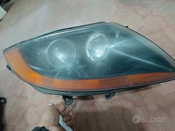 fari BMW e85