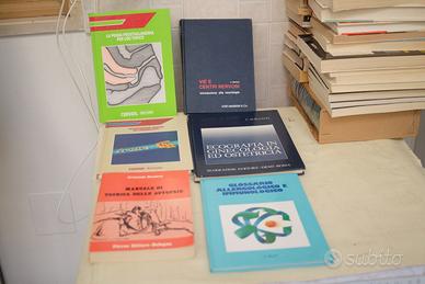 libri di medicina vintage