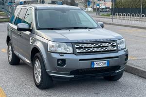 Freelander 2  land rover 2.2 sd4 SE 4wd 190cv auto