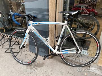 Bici da corsa lombardo