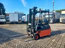 linde-e16c-elettrico-con-traslatore