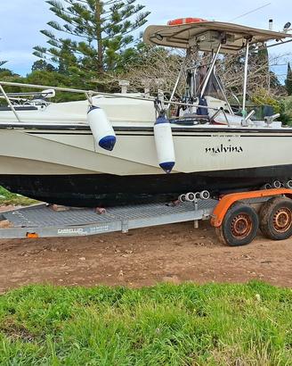 Boston whaler 22 outrage