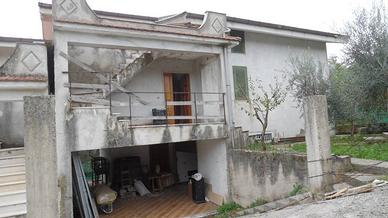 Casa indipendente di 155 m² con più di 5 locali e 