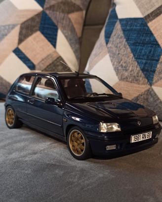 Clio Williams 1/18 norev